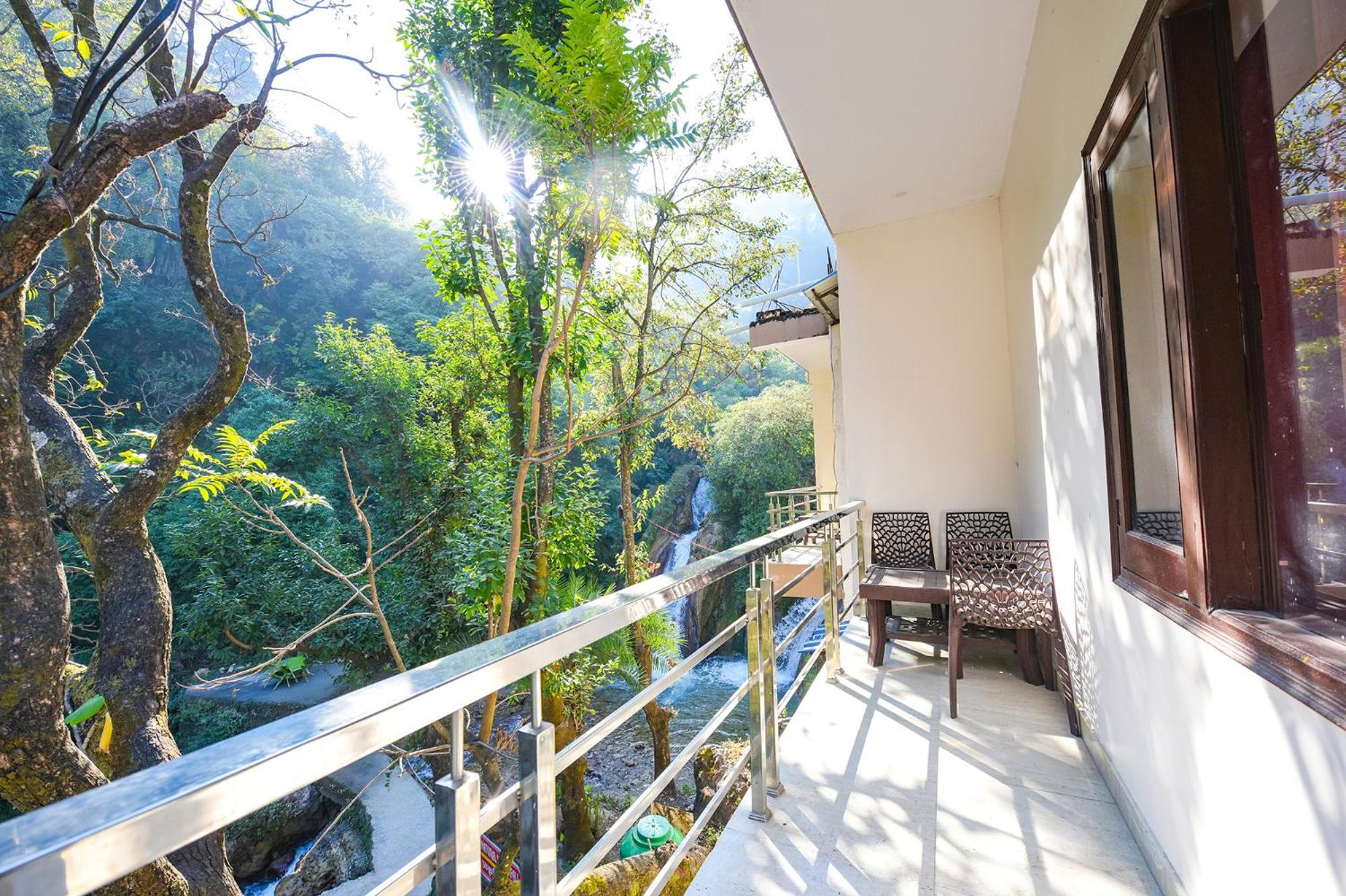 Fabhotel Kempty Lake Resort Mussoorie Eksteriør bilde